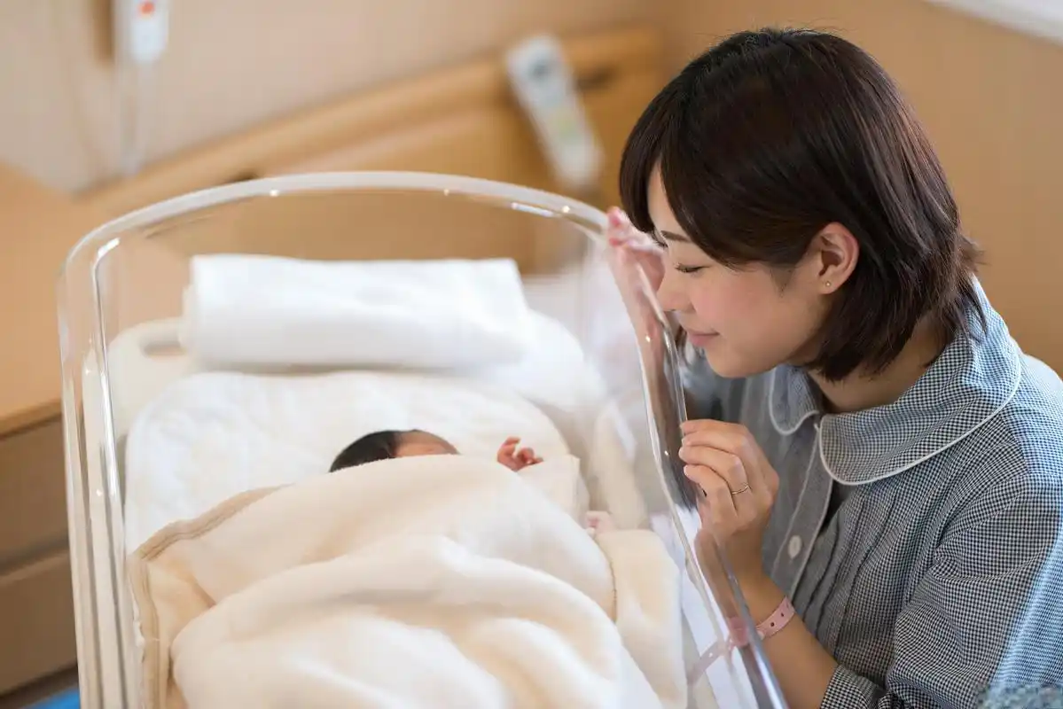 坐月子