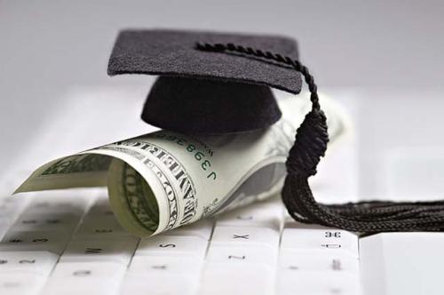 2025年美国奖学金申请：申请奖学金是否影响录取率？