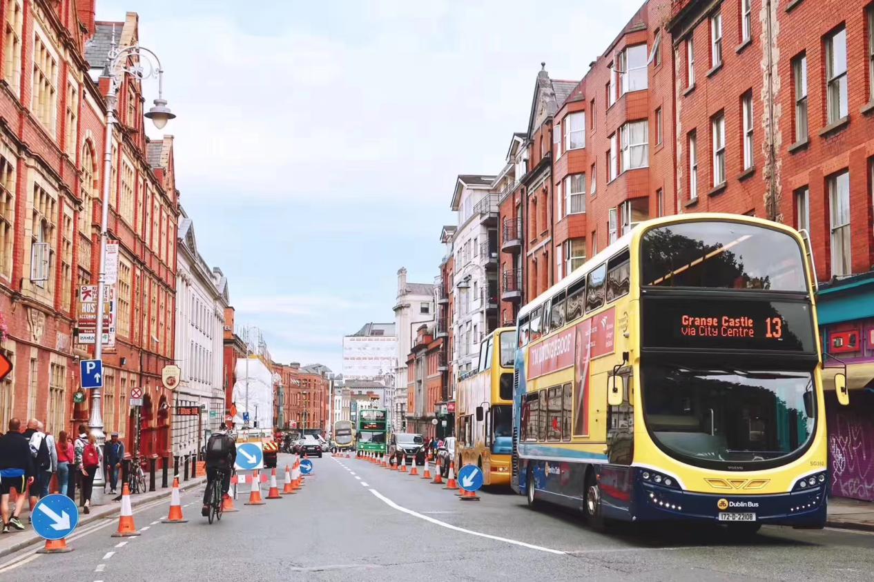 趁年轻出国留学，做自己喜欢的事情!_爱尔兰留学签证网