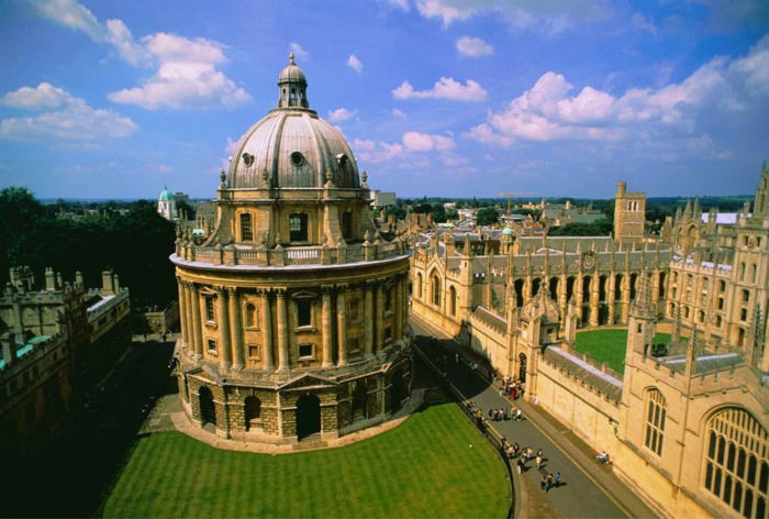 英国本科申请需要注意什么？帝国理工，ucl申请要求、英国本科申请全攻略