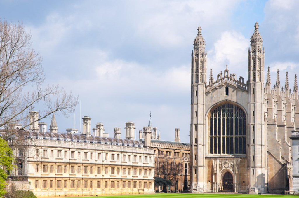 英国本科申请需要注意什么？帝国理工，ucl申请要求、英国本科申请全攻略