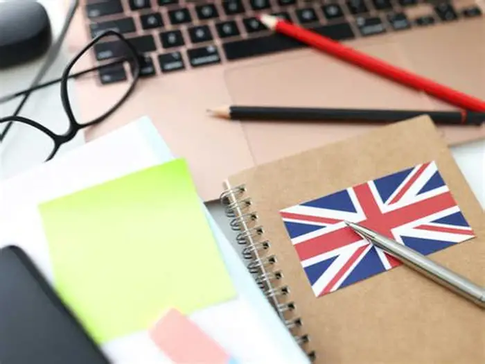 【留学黑料曝光】30万买英国保录取，发现学历造假！法院判中介违约全额退款