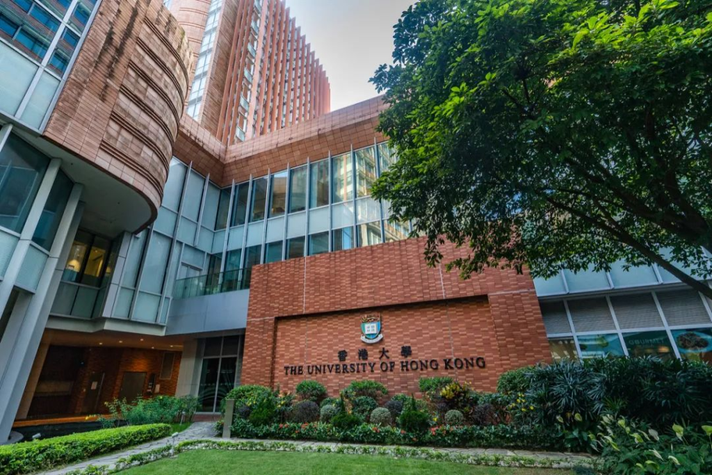 留学梦碎谁之过？一封未确认的offer揭开留学中介乱象背后的灰色真相