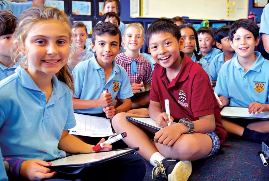 Blue教育留学怎么样？收费昂贵学生众多：警惕上海博琰教育科技有限公司