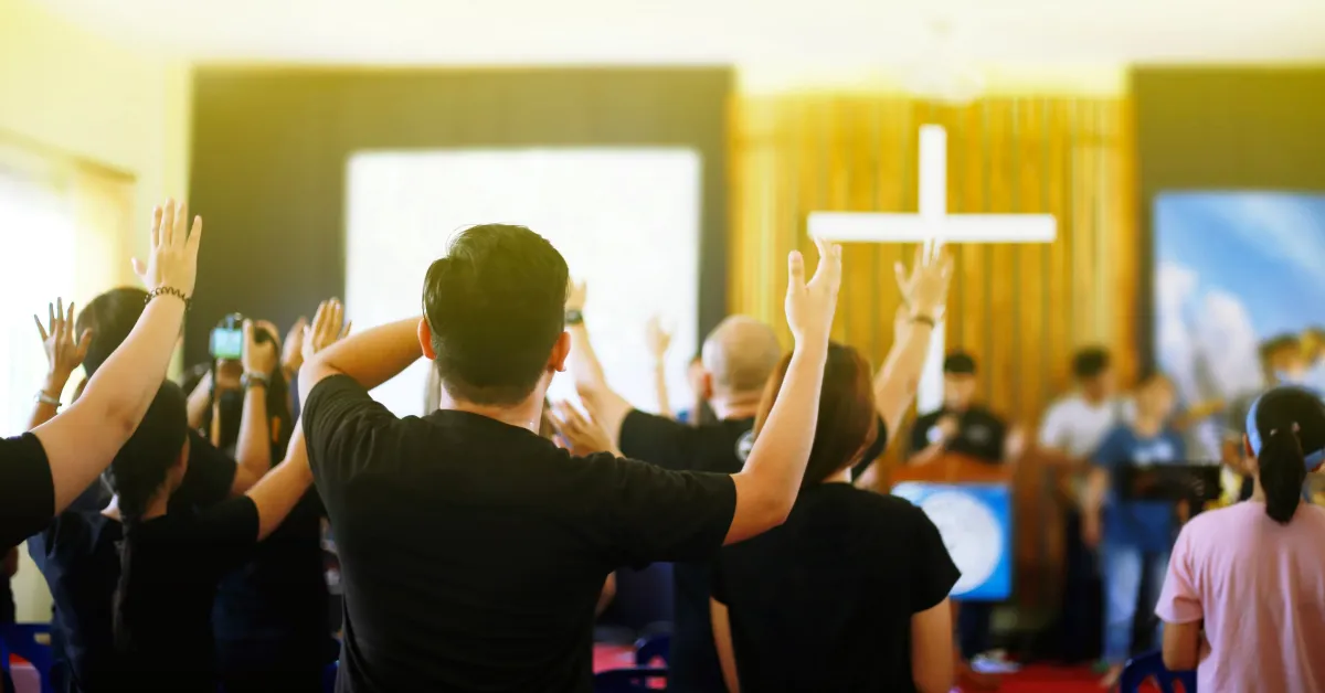 揭秘加州基督教大学：未获认证的“假大学”与 Transworld 认证骗局