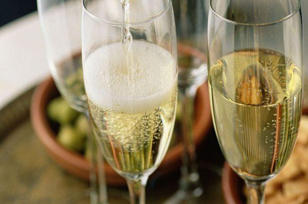 炸鸡搭配什么最好吃?炸鸡+起泡酒黄金搭配:2026洛杉矶留学生必懂的炸鸡与起泡酒搭配指南 3 image 547