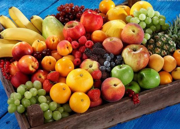 科学的解释哪些食物不能一起吃？虾加橘子会变砒霜？吃了会中毒是真的吗