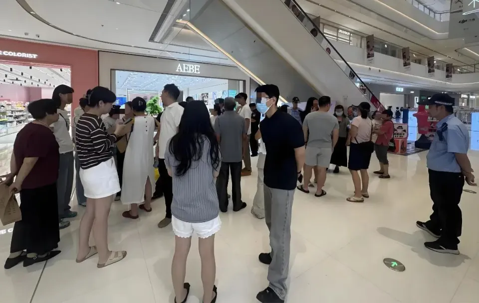 杭州UBTV小主播突然闭店:220个家庭卷入退费纠纷,有家长刚交10020元新学年一节课都没上 2 UBTV