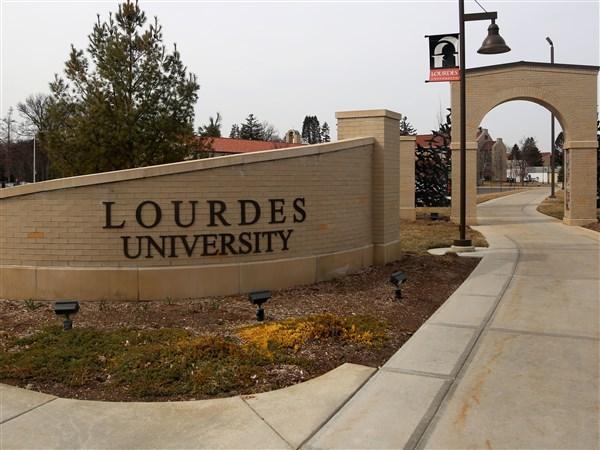 美国Lourdes University关闭:小型私立大学如何被招生危机拖垮? 1 Lourdes University