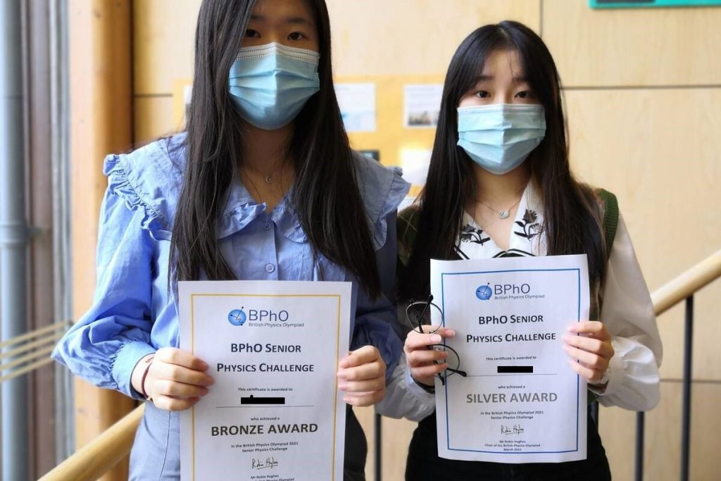 physics olympiad 2021 82a2a12d2728b2e05f7b3d84dc882b64 1
